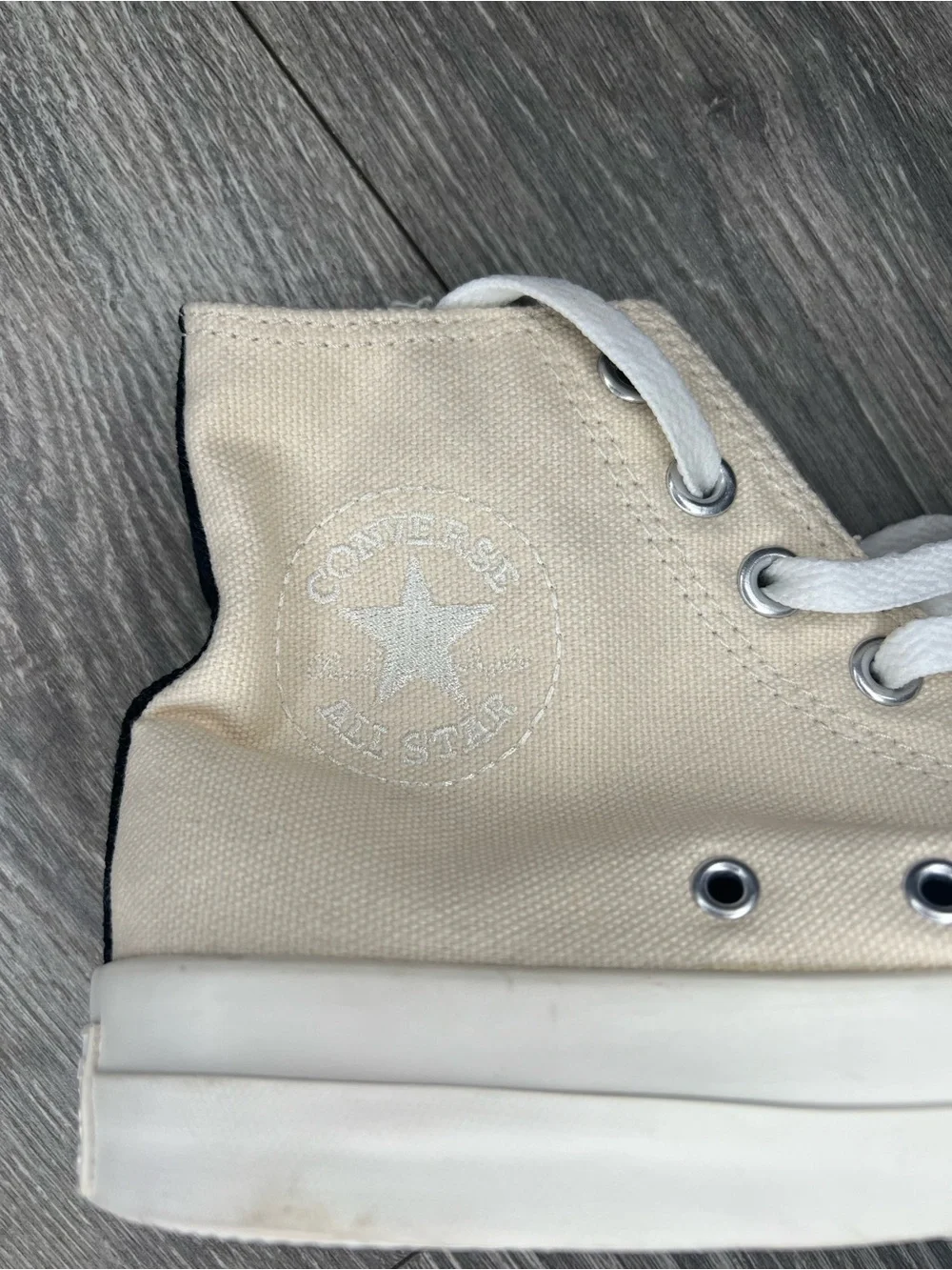 Comme Des Garçons PLAY x Converse Chuck 70 High 'Milk' Men’s Size 7 Women’s 8.5